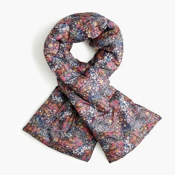 NWT  J.CREW Liberty Art‎ floral print puffer scarf Style K6258. - Picture 4 of 10
